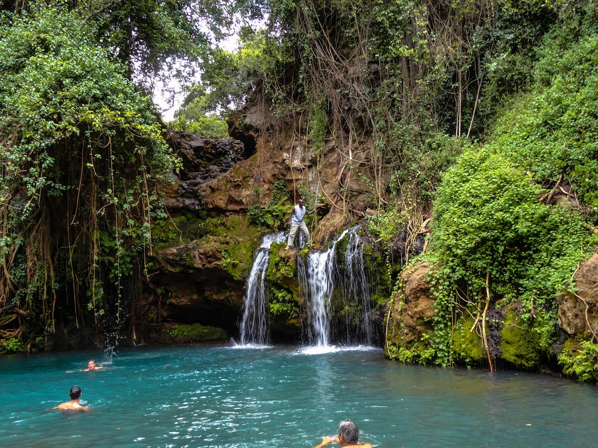 Lewa House thumbnail 11